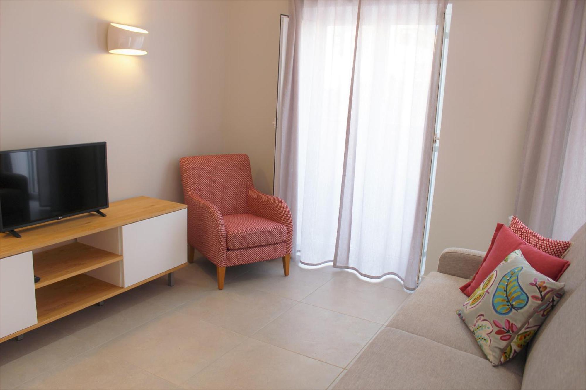 Cardeal Suites & Apartments Faro Room photo