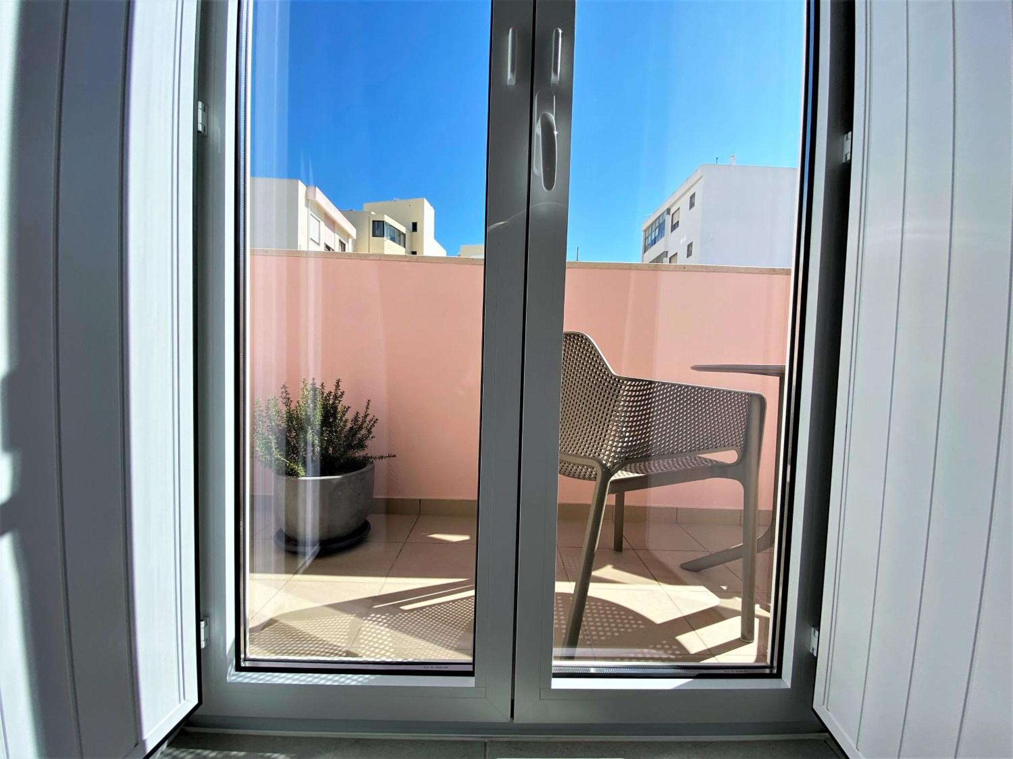 Cardeal Suites & Apartments Faro Room photo