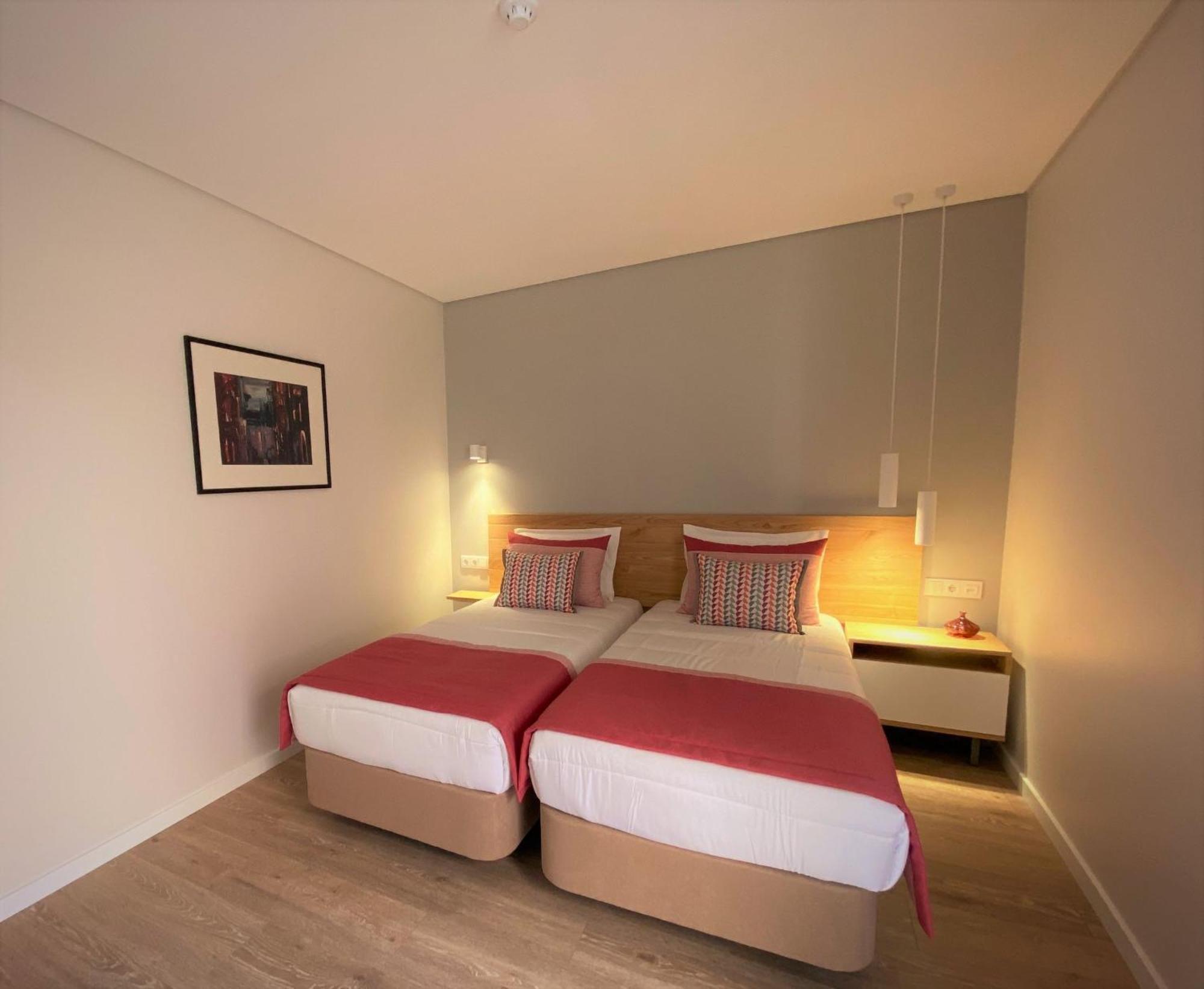 Cardeal Suites & Apartments Faro Room photo